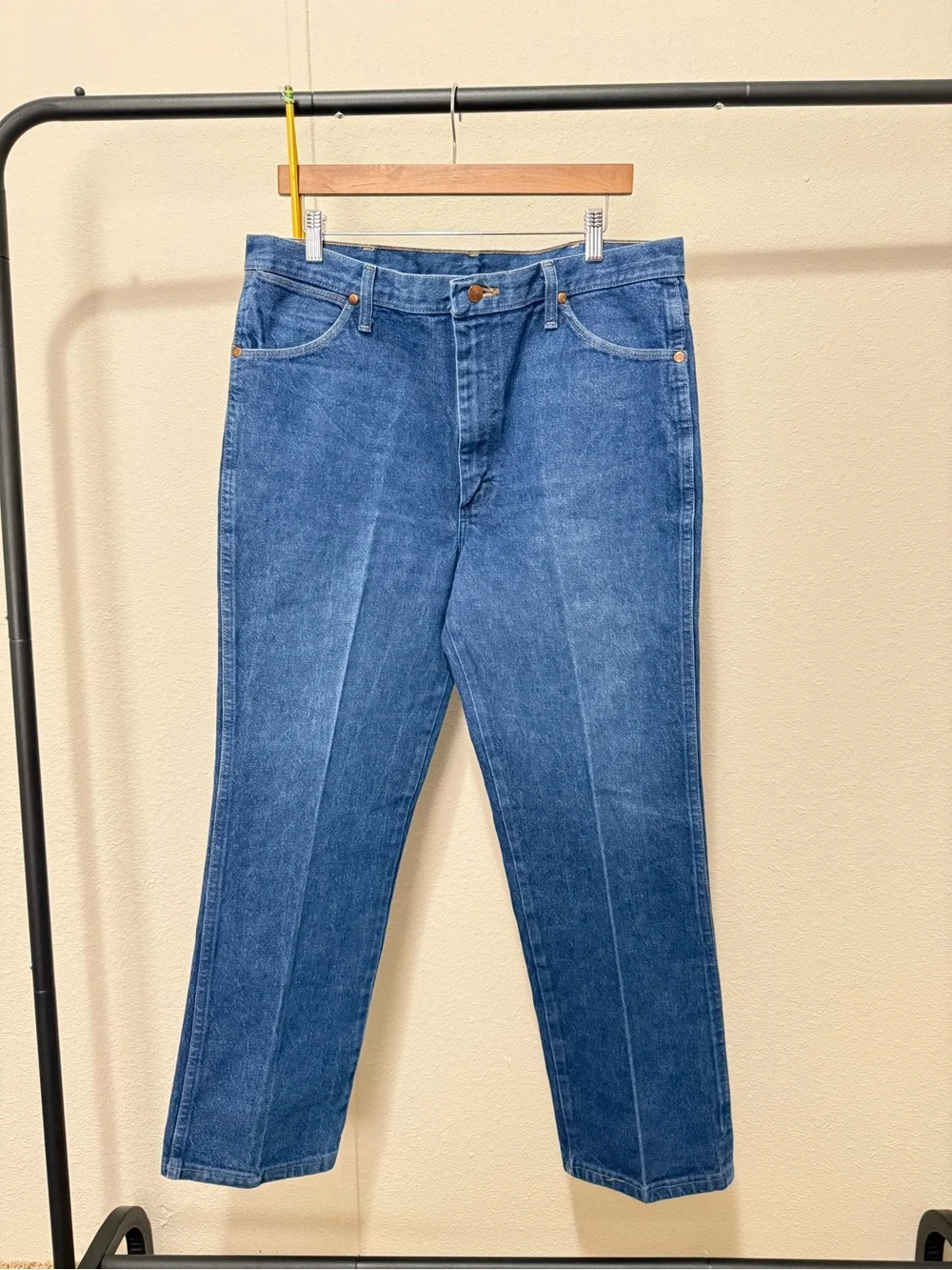 Wrangler Light Blue Denim Jeans - Straight Fit